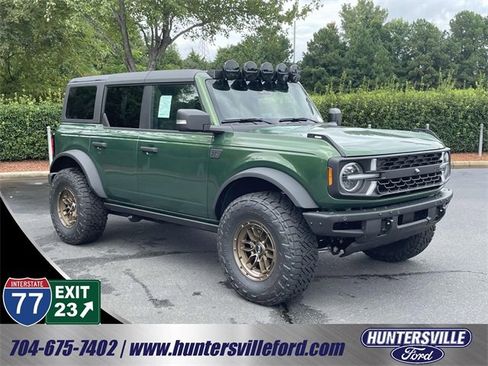 New 2025 Ford Bronco Badlands image 1