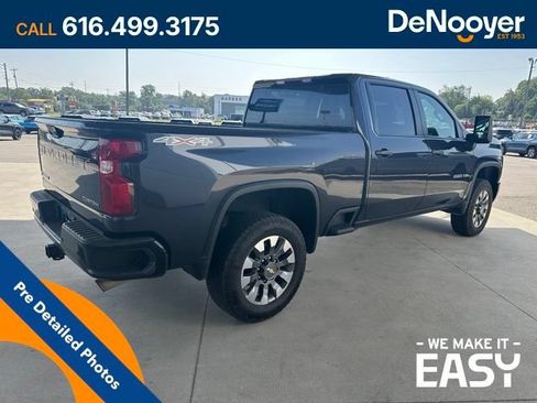 Used 2024 Chevrolet Silverado 2500 Custom w/ Custom Value Package AWD/4WD image 5