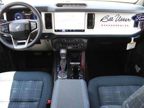 New 2026 Ford Bronco Heritage Edition AWD/4WD image 11