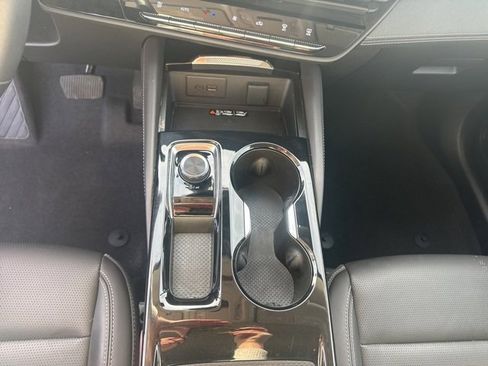 Used 2025 Buick Envision Preferred image 11