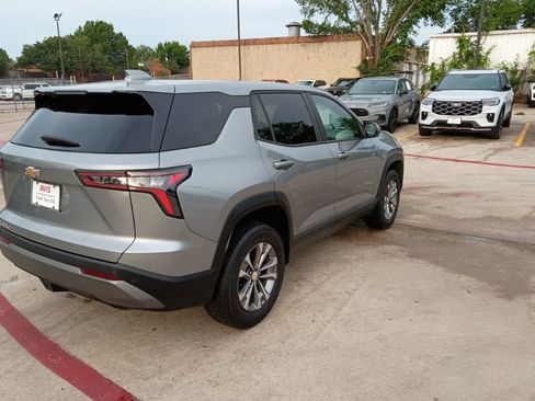 Used 2025 Chevrolet Equinox LT image 7