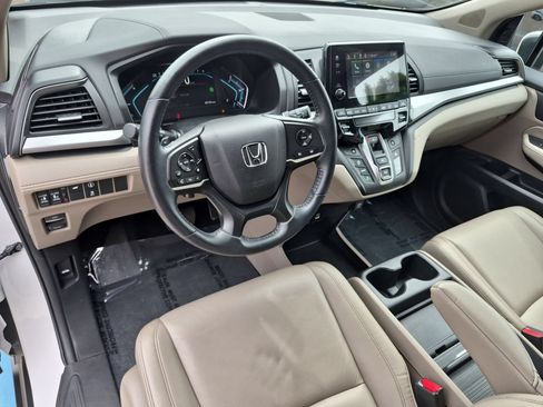 Used 2024 Honda Odyssey EX-L image 10