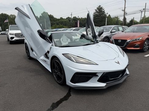 Used 2021 Chevrolet Corvette Stingray Preferred Cpe w/ Z51 Performance Package RWD image 6