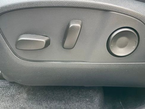 New 2025 Chevrolet Traverse LT w/ Enhanced Driving Package image 16