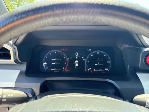 Used 2024 Toyota Tacoma TRD Off-Road AWD/4WD image 24