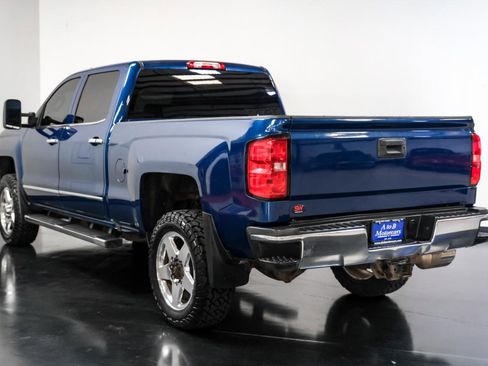 Used 2016 Chevrolet Silverado 2500 LTZ w/ Z71 Package, Off-Road AWD/4WD image 8