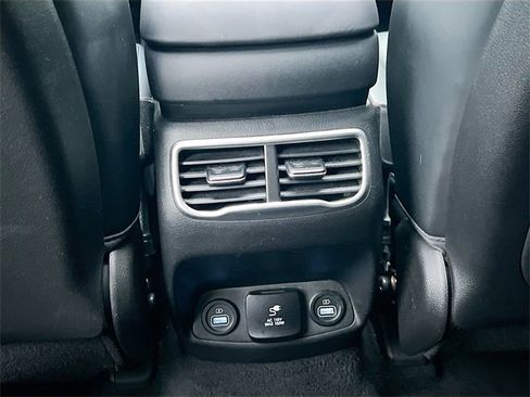 Used 2023 Hyundai Santa Fe Calligraphy image 26