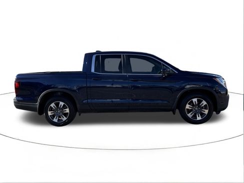 Used 2019 Honda Ridgeline RTL-T image 2