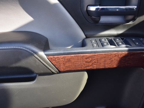 Used 2018 GMC Sierra 1500 SLT image 10