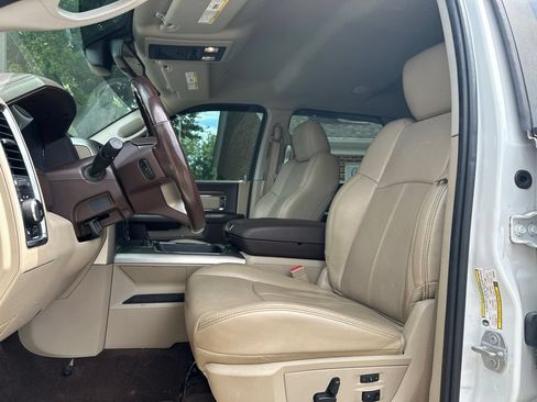 Used 2018 RAM 2500 Laramie AWD/4WD image 22
