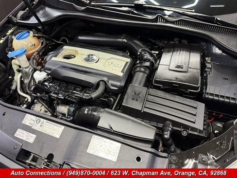Used 2012 Volkswagen Golf 4-Door FWD image 33
