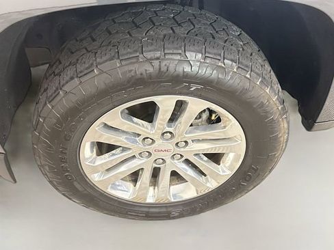 Used 2016 GMC Canyon SLT w/ Driver Alert Package image 28