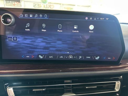 New 2026 Chevrolet Traverse Z71 w/ Driver Confidence Package image 36