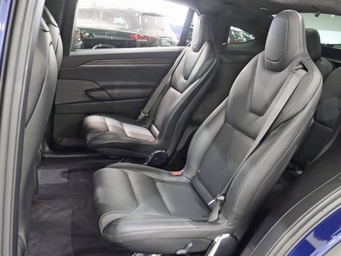 Used 2023 Tesla Model X Base image 29