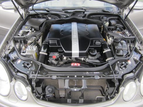 Used 2004 Mercedes-Benz E 320 4MATIC Wagon image 15