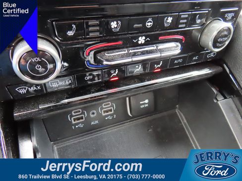 Used 2023 Jeep Grand Cherokee Summit w/ Luxury Tech Group V image 29