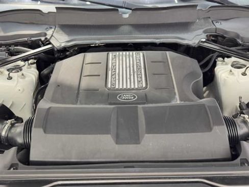Used 2017 Land Rover Discovery SE AWD/4WD image 35