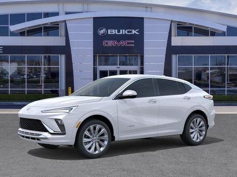 New 2026 Buick Envista Avenir FWD image 2