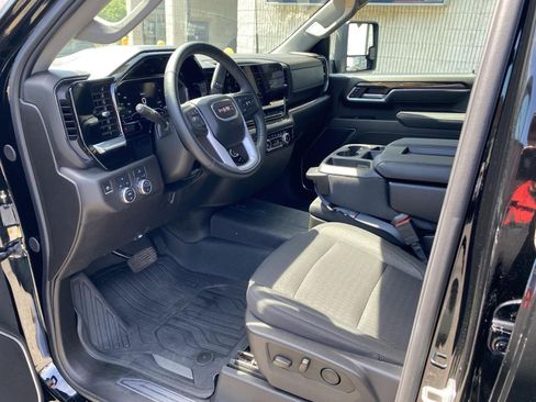 Certified 2025 GMC Sierra 2500 SLE AWD/4WD image 33