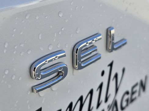 New 2026 Volkswagen Atlas SEL AWD/4WD image 8