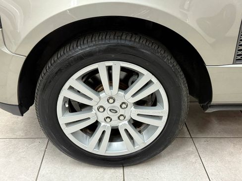 Used 2011 Land Rover Range Rover HSE LUX image 35