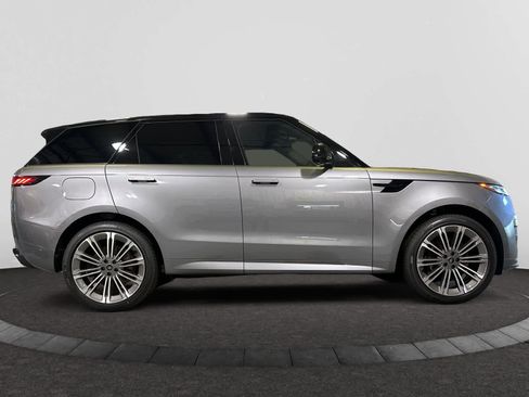 New 2025 Land Rover Range Rover Sport Dynamic SE image 5