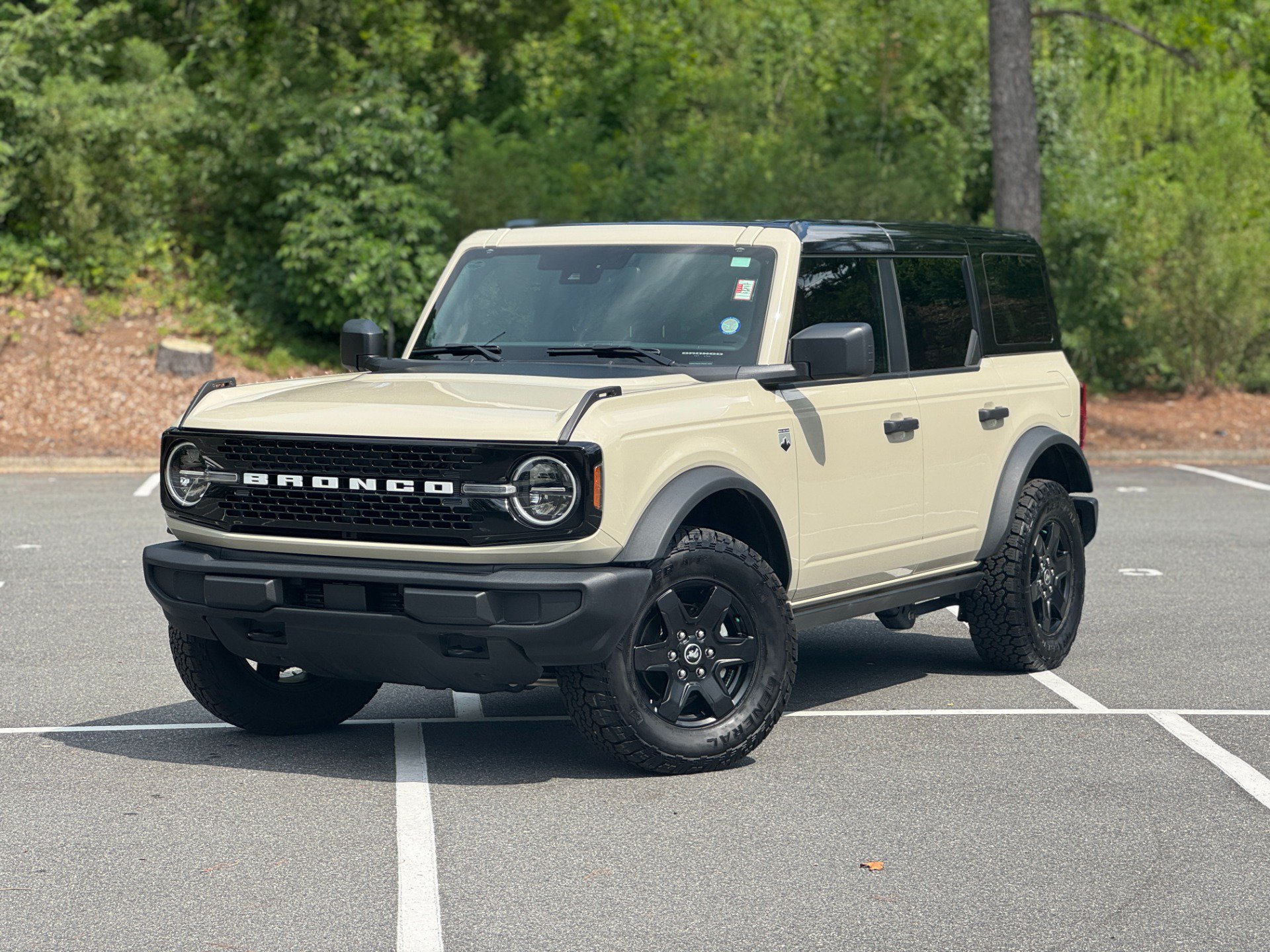 Used 2025 Ford Bronco Big Bend AWD/4WD image 1