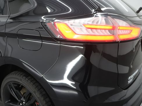 Used 2020 Ford Edge ST w/ Equipment Group 401A image 31