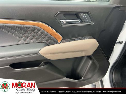 Certified 2024 GMC Canyon Denali image 16