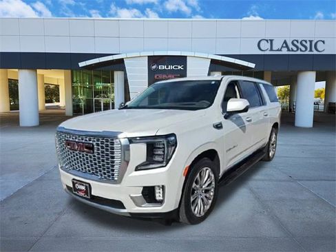 Used 2023 GMC Yukon XL Denali w/ Max Trailering Package image 3