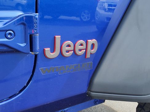 Used 2018 Jeep Wrangler Unlimited Rubicon AWD/4WD image 8