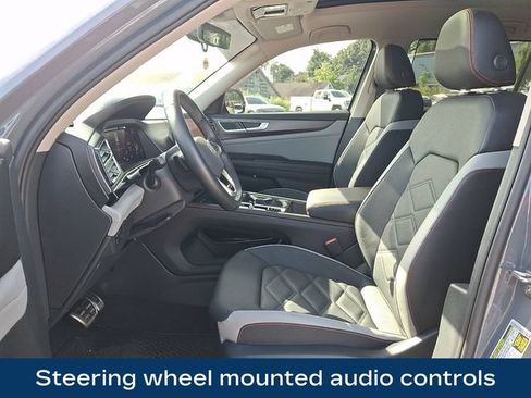 Used 2026 Volkswagen Atlas Peak Edition AWD/4WD image 2