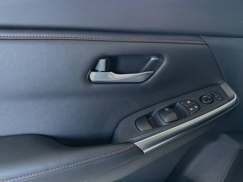 New 2025 Nissan Sentra SR w/ SR Premium Package image 9