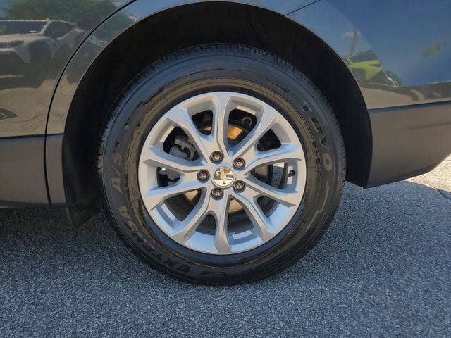Used 2019 Chevrolet Equinox LT FWD image 12