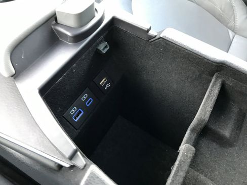 Certified 2022 Toyota Avalon Limited w/ Advanced Safety Package image 25