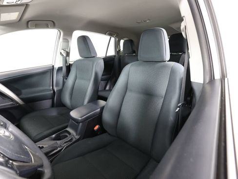 Used 2015 Toyota RAV4 LE AWD/4WD image 11