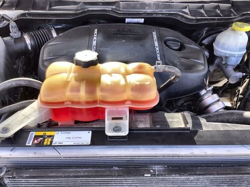 Used 2018 RAM 1500 Lone Star image 31