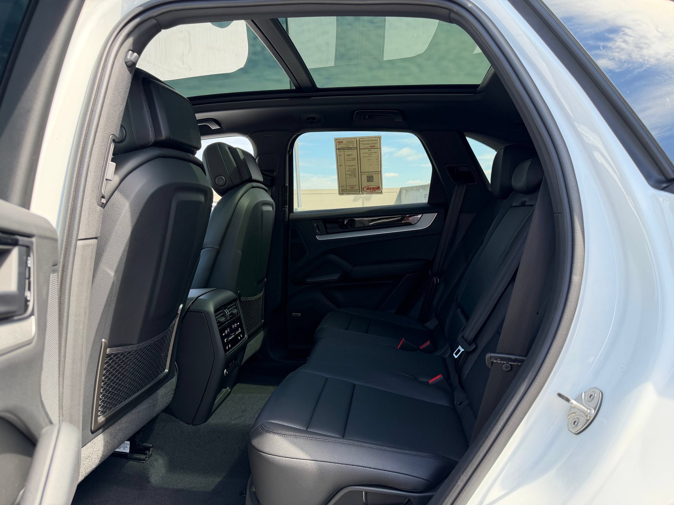 Used 2026 Porsche Cayenne AWD/4WD image 23