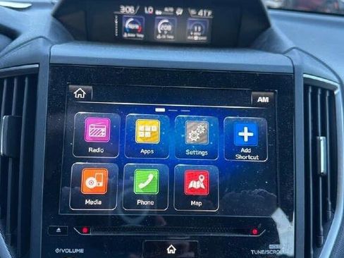 Used 2017 Subaru Impreza 2.0i Limited image 13