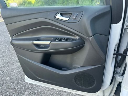 Used 2018 Ford Escape SE AWD/4WD image 19