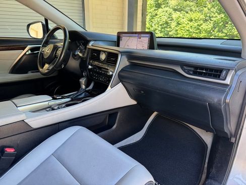 Used 2016 Lexus RX 350 AWD w/ Premium Package image 11
