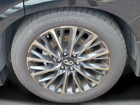 Certified 2026 INFINITI QX80 Autograph w/ Premium Cargo Package AWD/4WD image 27
