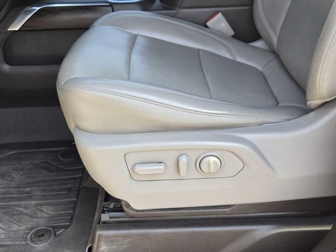 Used 2019 GMC Sierra 1500 SLT RWD image 25