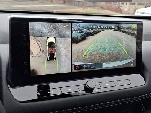 New 2026 Nissan Rogue Platinum image 17