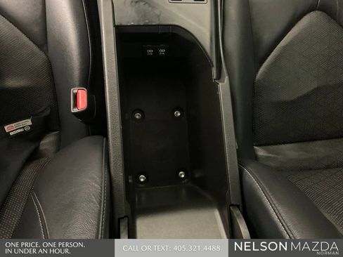 Used 2019 Toyota Camry XSE w/ Navigation Package FWD image 43