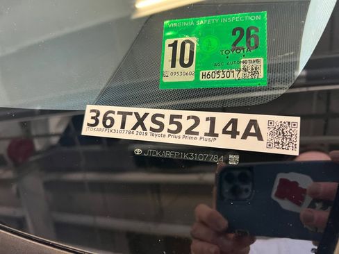 Used 2019 Toyota Prius Prime Premium image 37