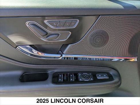 New 2025 Lincoln Corsair Reserve w/ Jet Appearance Package image 7