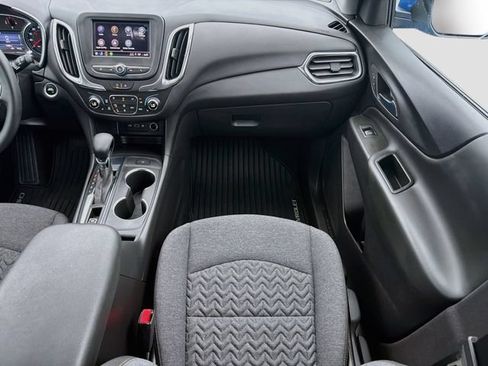 Used 2024 Chevrolet Equinox LT FWD image 17