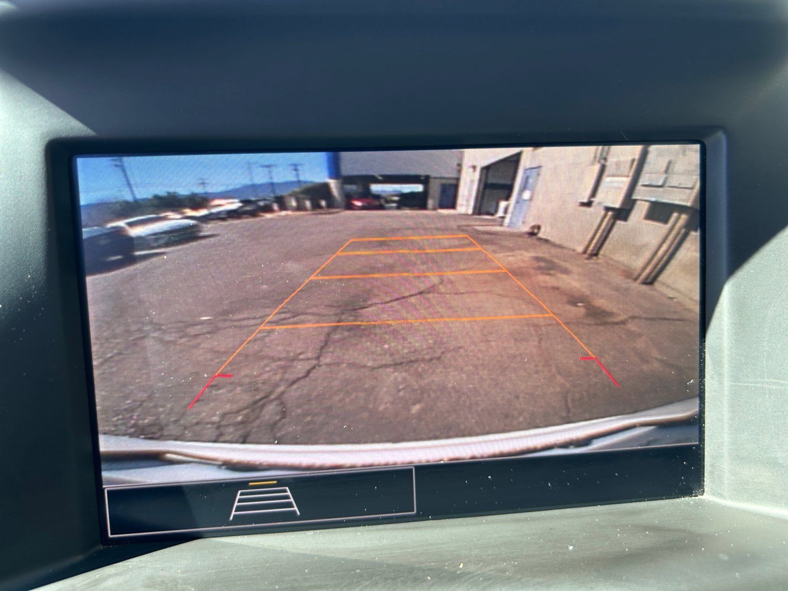 Used 2024 GMC Terrain SLE FWD image 20