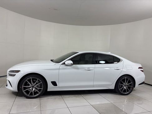 New 2026 Genesis G70 2.5T RWD image 2